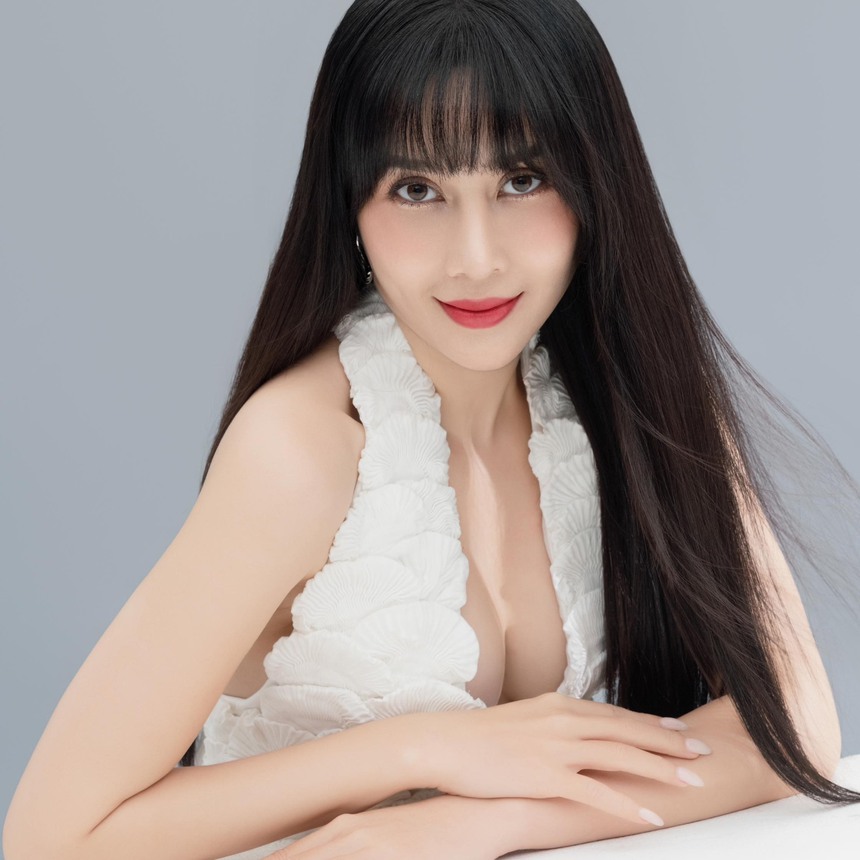 Hồ Quỳnh Hương, Lưu Hương Giang cùng báo hiếu cha mẹ bằng tiếng hát trong mùa Vu lan - Ảnh 2.