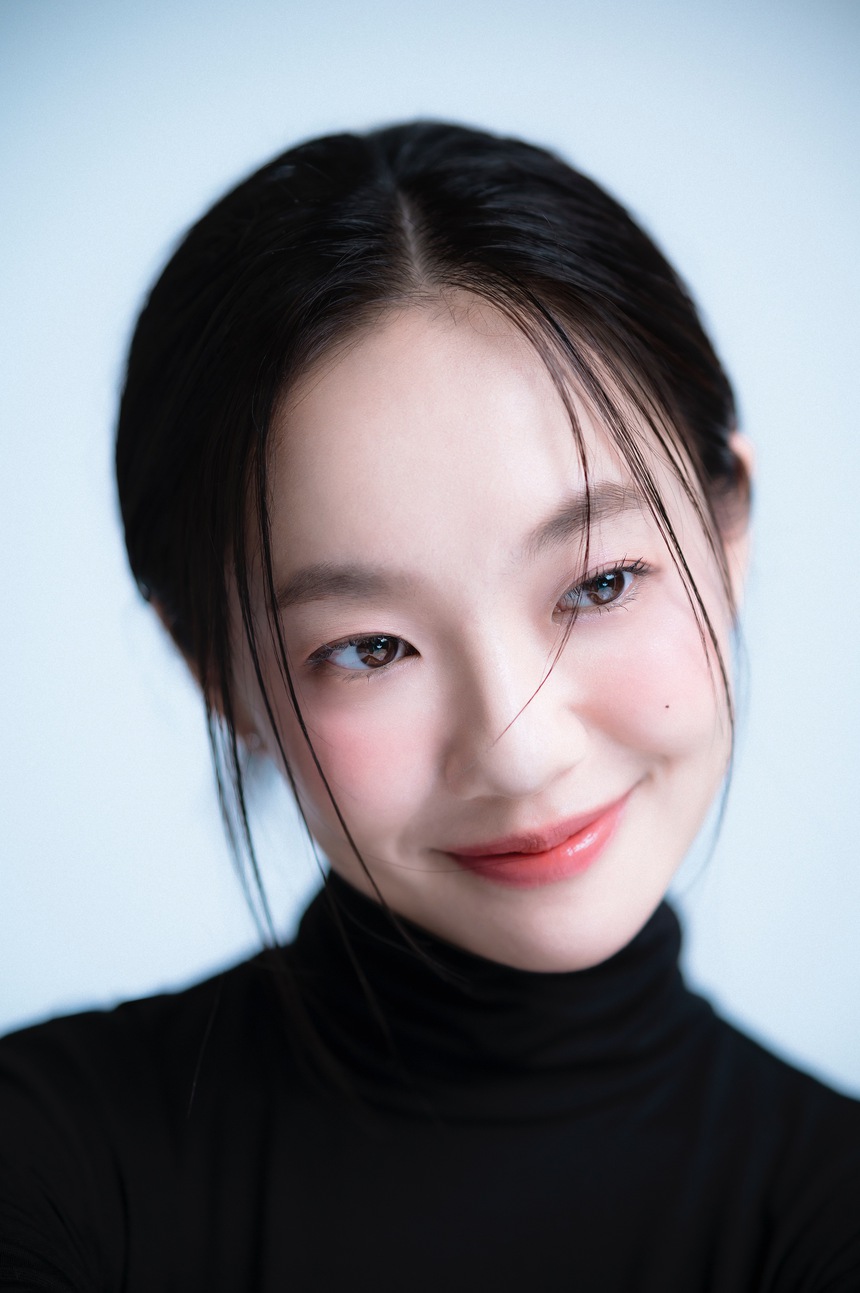 Nàng thơ 'Chúng ta của 8 năm sau' nên duyên cùng Lee Kwang Soo trong dự án điện ảnh Việt - Hàn - Ảnh 3. Nàng thơ 'Chúng ta của 8 năm sau' nên duyên cùng Lee Kwang Soo trong dự án điện ảnh Việt - Hàn - Ảnh 3.