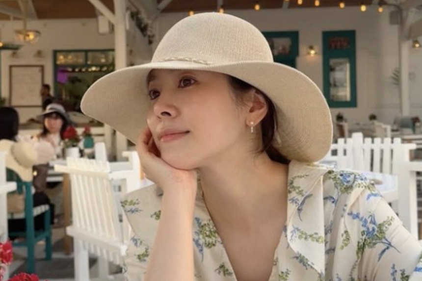 Mối tình chị em của Han Ji Min và Choi Jung Hoon: Từ fan trở thành người yêu - Ảnh 1. Mối tình chị em của Han Ji Min và Choi Jung Hoon: Từ fan trở thành người yêu - Ảnh 1.