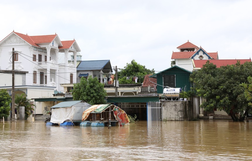 Cảnh báo lũ trên sông lên nhanh tại Bắc Ninh, Ninh Bình - Ảnh 2. Cảnh báo lũ trên sông lên nhanh tại Bắc Ninh, Ninh Bình - Ảnh 2.
