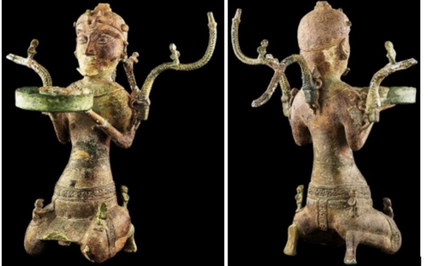 Mãnh hổ và thần đèn trong "tạo sáng" Đông Sơn - Ảnh 3. Mãnh hổ và thần đèn trong "tạo sáng" Đông Sơn - Ảnh 3.