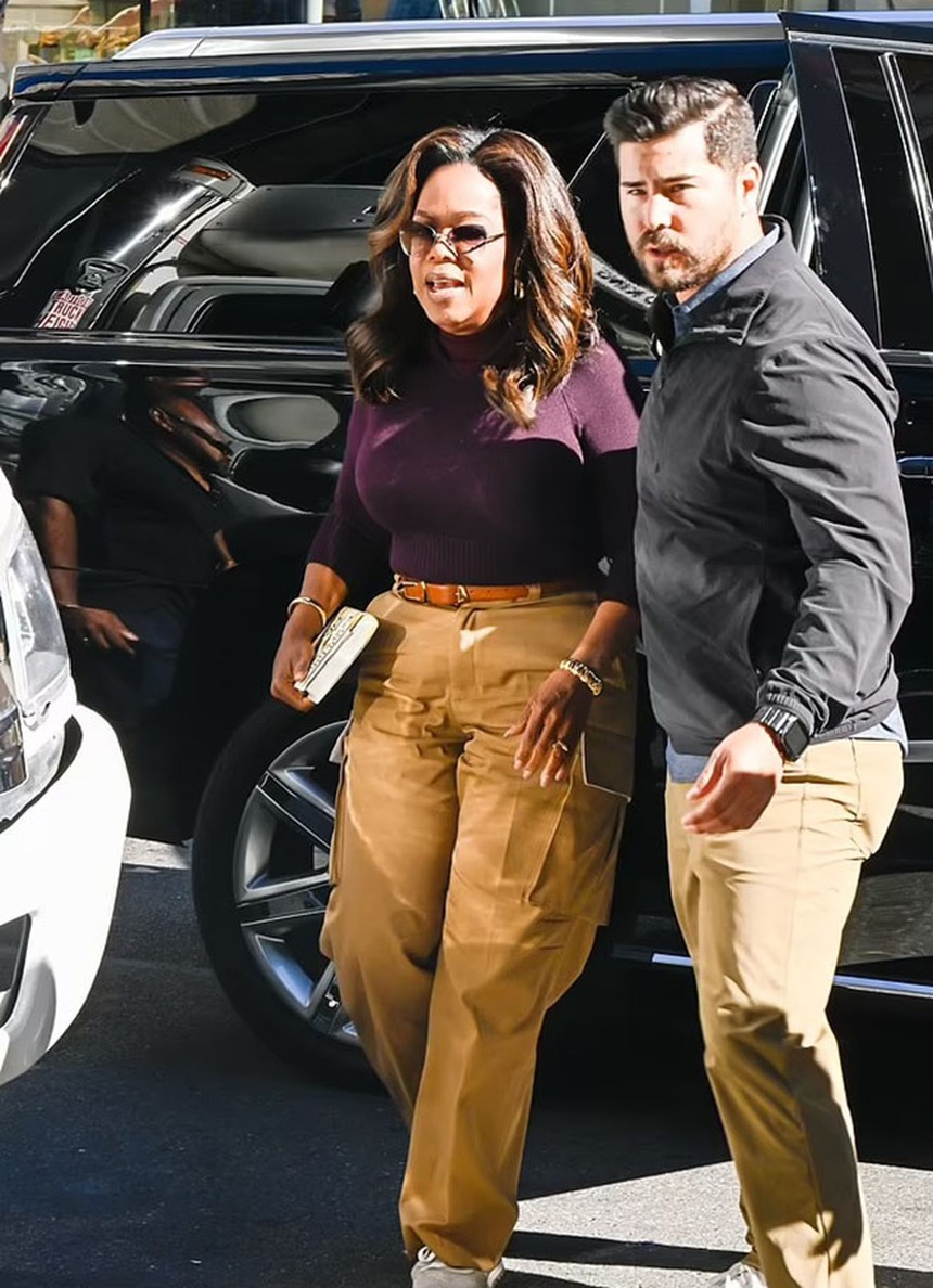 "Nữ hoàng truyền thông" Oprah Winfrey giảm được gần 20kg ở tuổi 70 - Ảnh 2.