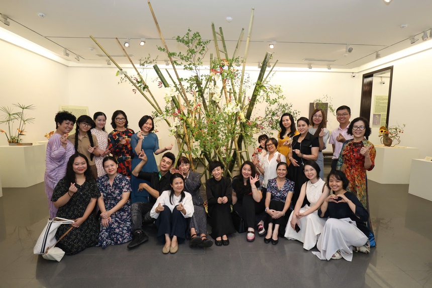 "Mạch lạc" và những thông điệp ý nghĩa từ Nghệ thuật cắm hoa Ikebana - Ảnh 1.