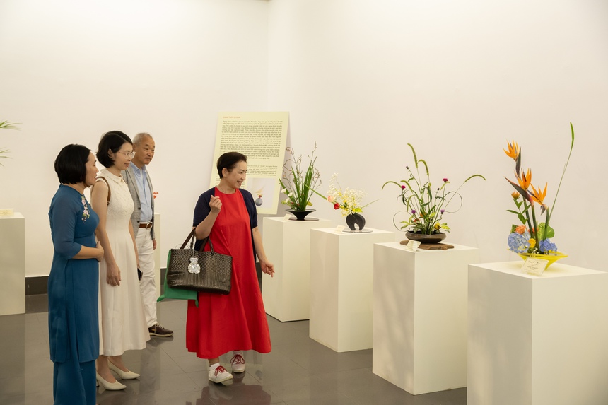 "Mạch lạc" và những thông điệp ý nghĩa từ Nghệ thuật cắm hoa Ikebana - Ảnh 12.