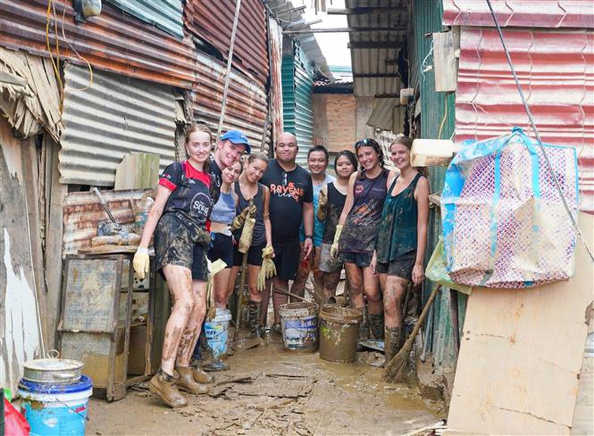 Đến chiều 15/9, bão số 3 và mưa lũ khiến 330 người chết, mất tích - Ảnh 2. Đến chiều 15/9, bão số 3 và mưa lũ khiến 330 người chết, mất tích - Ảnh 2.