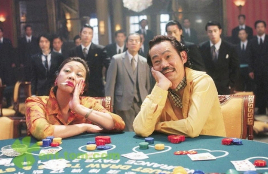 Diễn viên Nguyên Hoa 20 năm sau đóng 'Tuyệt đỉnh Kung Fu' - Ảnh 2. Diễn viên Nguyên Hoa 20 năm sau đóng 'Tuyệt đỉnh Kung Fu' - Ảnh 2.