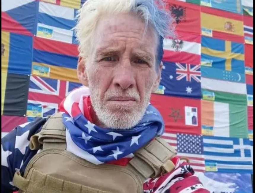 Truyền thông Mỹ nêu danh tính đối tượng nổ súng nhằm vào ông Trump - Ảnh 1. Truyền thông Mỹ nêu danh tính đối tượng nổ súng nhằm vào ông Trump - Ảnh 1.