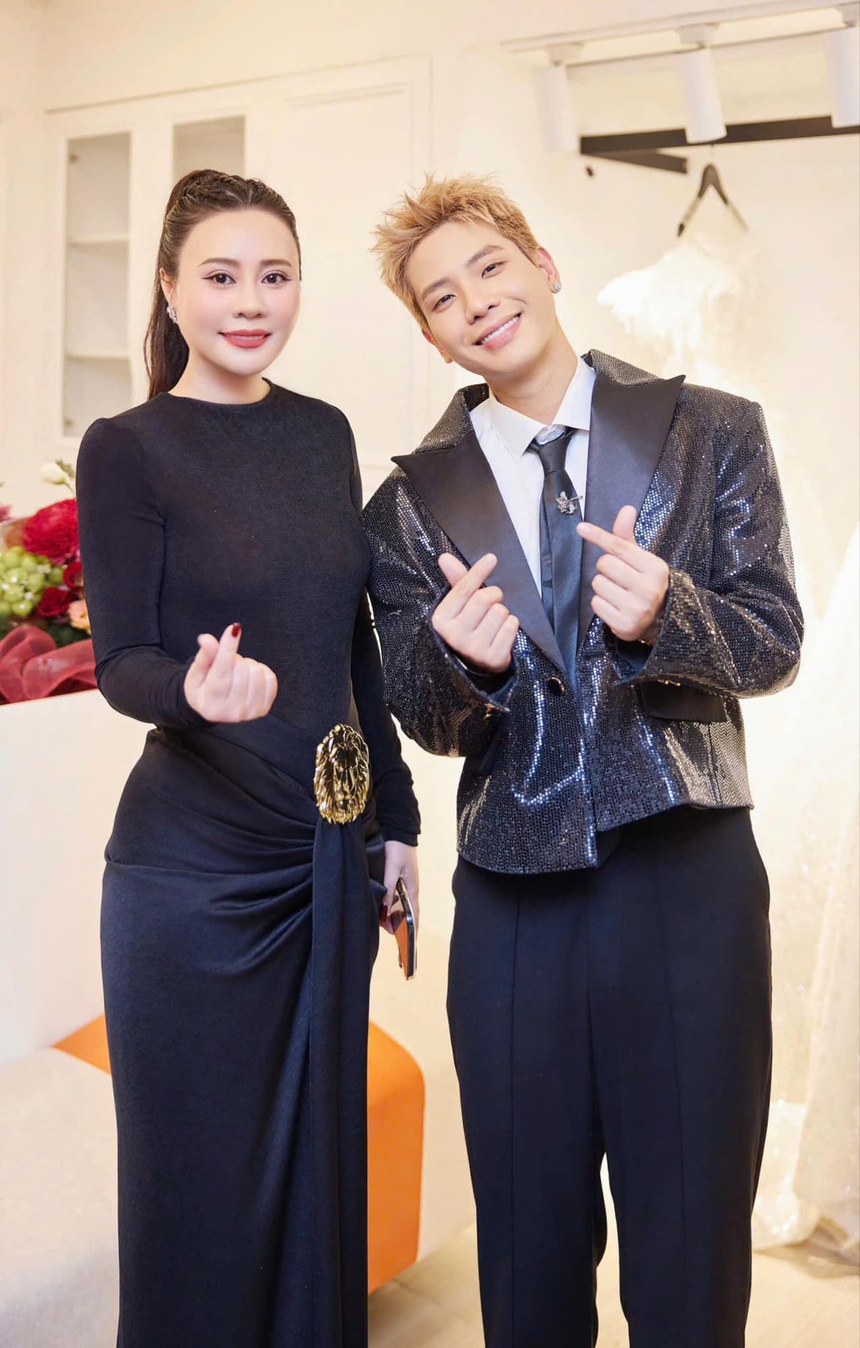 Hoa hậu Phan Kim Oanh chia sẻ lý do quyết định rời lịch trình loạt cuộc thi sắc đẹp - Ảnh 6. Hoa hậu Phan Kim Oanh chia sẻ lý do quyết định rời lịch trình loạt cuộc thi sắc đẹp - Ảnh 6.