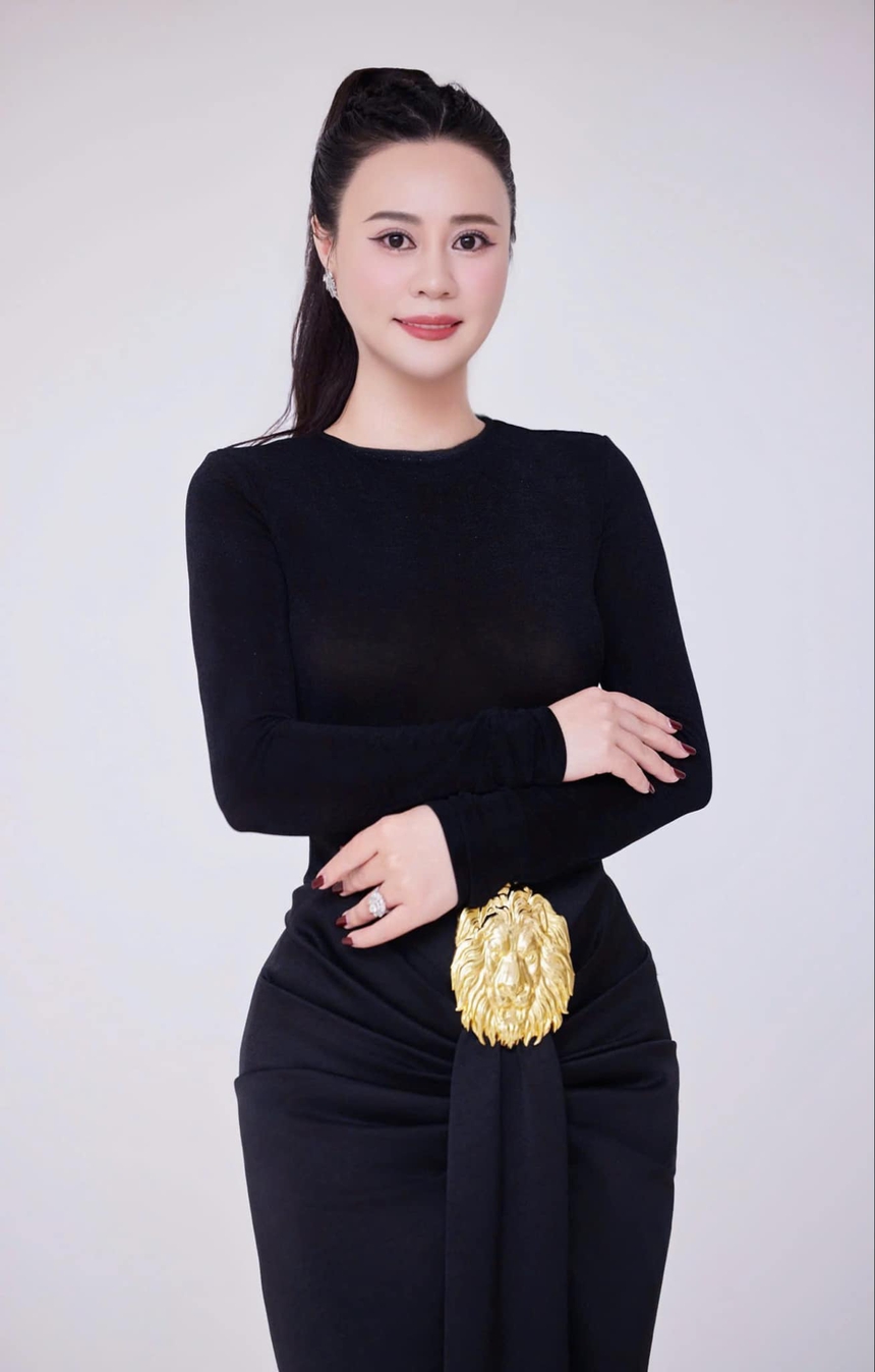 Hoa hậu Phan Kim Oanh chia sẻ lý do quyết định rời lịch trình loạt cuộc thi sắc đẹp - Ảnh 1. Hoa hậu Phan Kim Oanh chia sẻ lý do quyết định rời lịch trình loạt cuộc thi sắc đẹp - Ảnh 1.