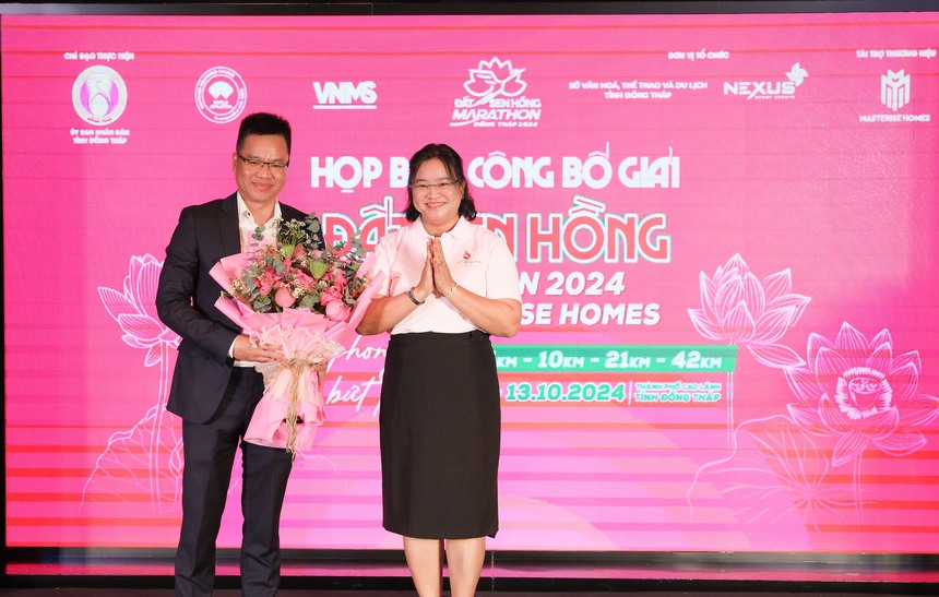 10 nghìn VĐV "Tiên Phong - Bứt Phá" qua Marathon Đất Sen Hồng Đồng Tháp 2024 - Ảnh 2.
