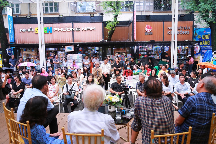 Sự thành công bất ngờ của "Tiếng Việt giàu đẹp" - Ảnh 4. Sự thành công bất ngờ của "Tiếng Việt giàu đẹp" - Ảnh 4.