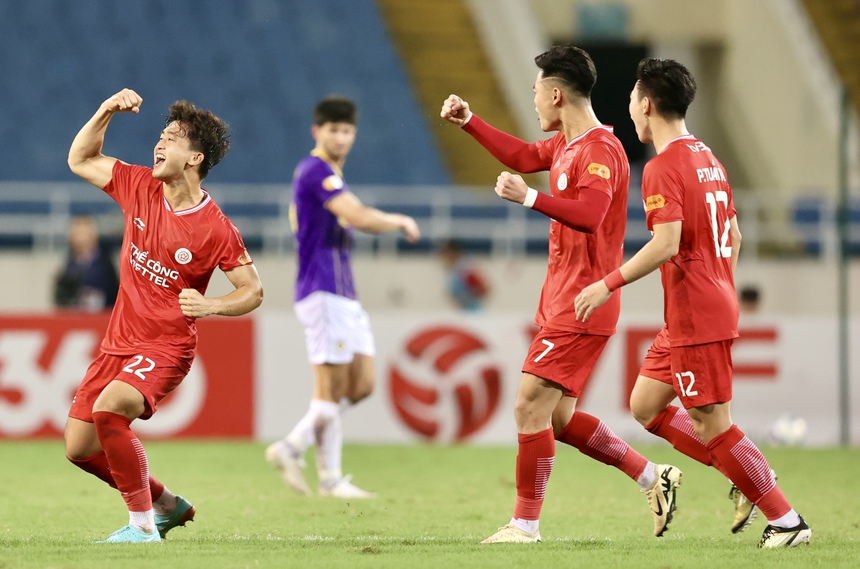 Vòng 2 V-League 2024/25: Bất ngờ từ “chiếu dưới” - Ảnh 1. Vòng 2 V-League 2024/25: Bất ngờ từ “chiếu dưới” - Ảnh 1.