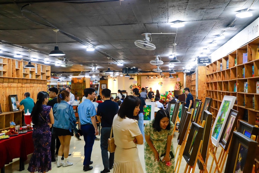 "Một nét vẽ – Triệu niềm vui": Dự án cộng đồng qua các tác phẩm hội họa của một nữ sinh Hà Nội - Ảnh 4.