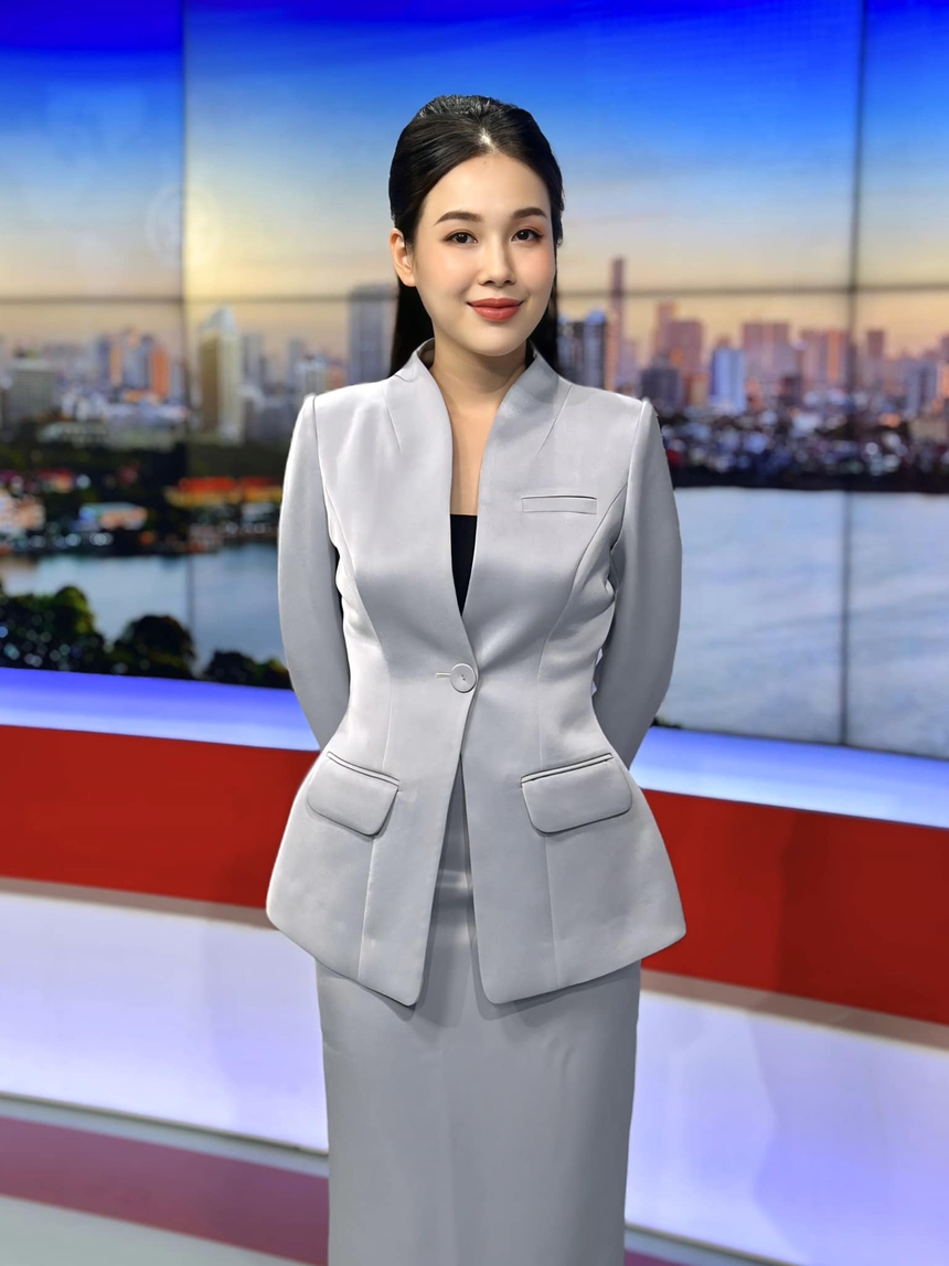 Nữ MC show của Tuấn Hưng - Duy Mạnh vừa lên tiếng xin lỗi là ai? - Ảnh 4. Nữ MC show của Tuấn Hưng - Duy Mạnh vừa lên tiếng xin lỗi là ai? - Ảnh 4.