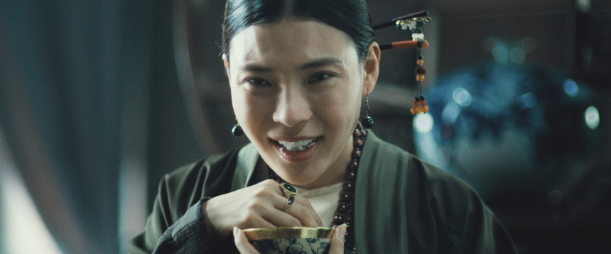 Phim "Cám" không hay, nhưng có thể mơ trăm tỷ - Ảnh 4. Phim "Cám" không hay, nhưng có thể mơ trăm tỷ - Ảnh 4.