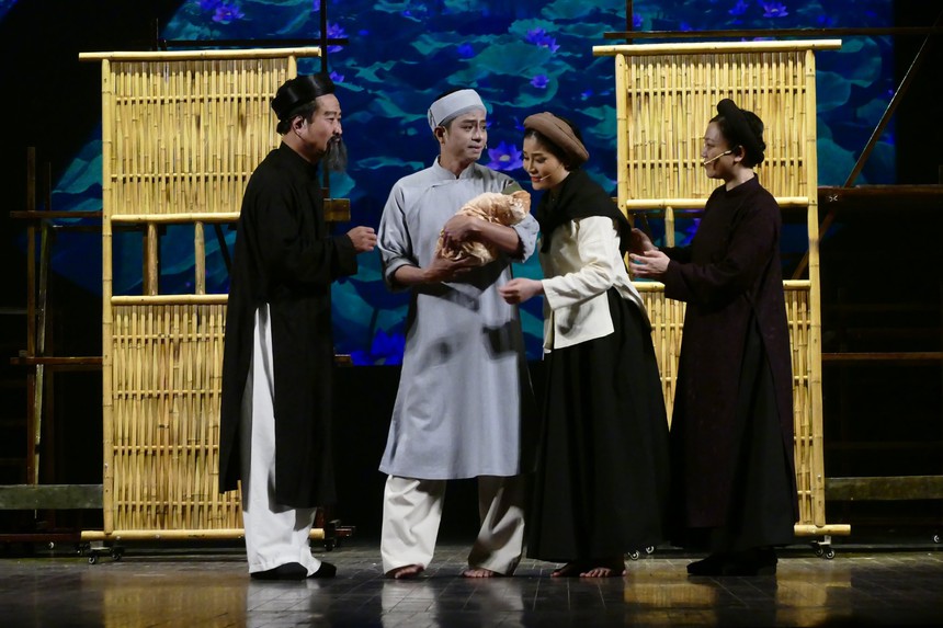 "Nợ nước non" xứng đáng với giải thưởng Đào Tấn - Ảnh 1. "Nợ nước non" xứng đáng với giải thưởng Đào Tấn - Ảnh 1.