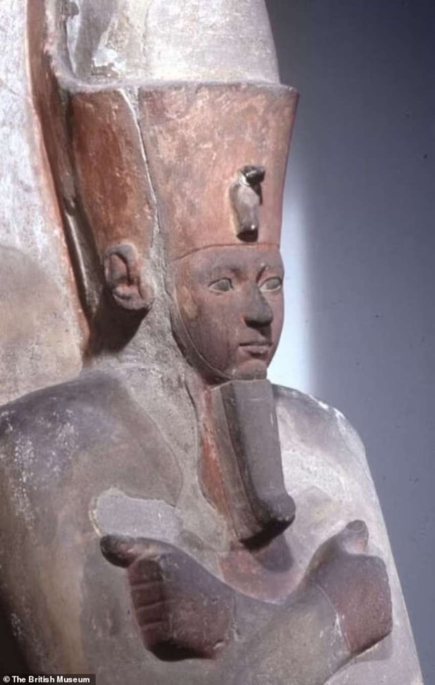Tái tạo khuôn mặt Amenhotep I - Pharaoh Ai Cập 3.500 năm tuổi đã sáng lập "Thung lũng các vị Vua" - Ảnh 5. Tái tạo khuôn mặt Amenhotep I - Pharaoh Ai Cập 3.500 năm tuổi đã sáng lập "Thung lũng các vị Vua" - Ảnh 5.