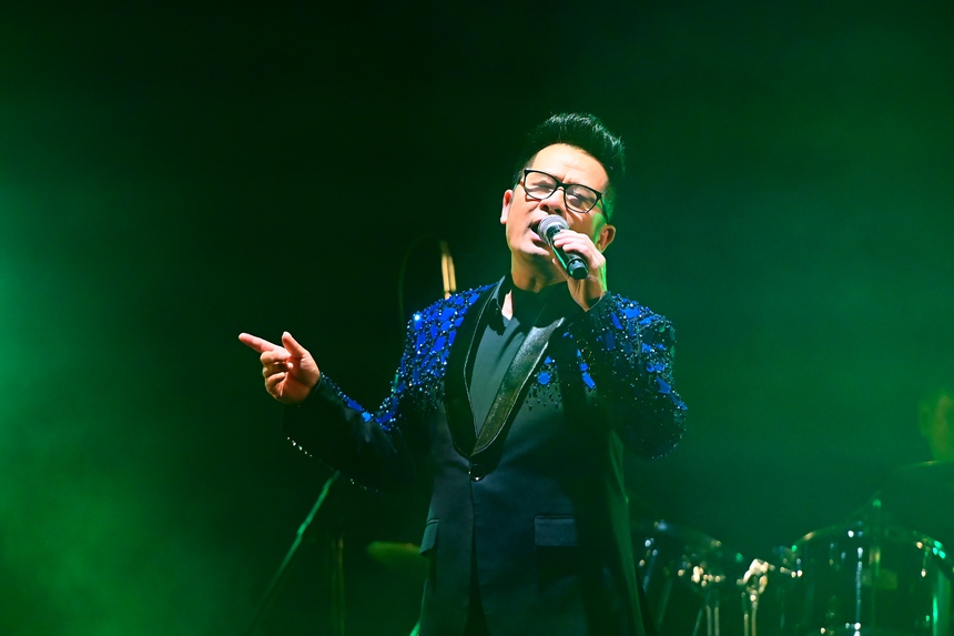 Bằng Kiều lần đầu tiên tổ chức live concert tại Tokyo - Ảnh 1.