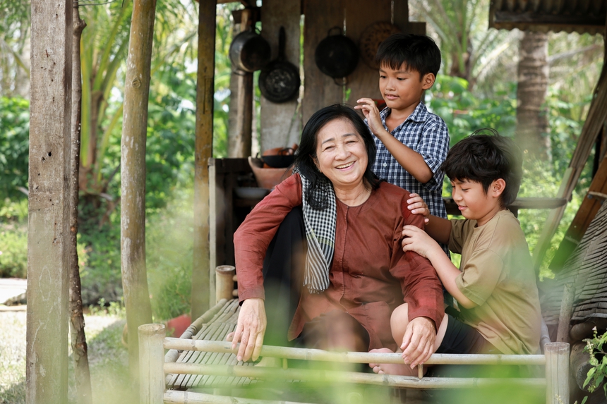 Trương Trần Anh Duy lần đầu kết hợp cùng nhạc sĩ Nguyễn Hồng Thuận - Ảnh 2. Trương Trần Anh Duy lần đầu kết hợp cùng nhạc sĩ Nguyễn Hồng Thuận - Ảnh 2.