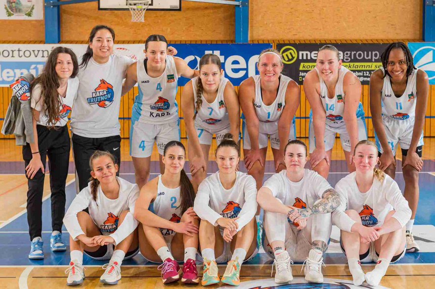 Cầu thủ Việt kiều tỏa sáng trong trận ra mắt CLB châu Âu - Ảnh 2. Cầu thủ Việt kiều tỏa sáng trong trận ra mắt CLB châu Âu - Ảnh 2.