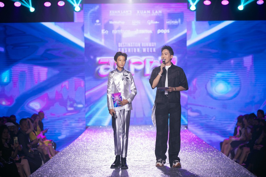 Tuấn Kiệt - Chàng MC nhí đa tài cùng MC Phan Trung Hậu dẫn dắt khán giả khám phá thế giới thời trang "Alpha" - Ảnh 2.