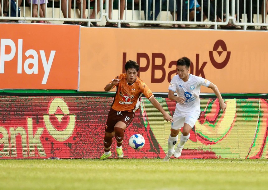 Tin nóng bóng đá Việt 30/9: HLV U20 Việt Nam khẳng định đội nhà kém may mắn, CLB TP.HCM bức xúc vì VAR - Ảnh 3. Tin nóng bóng đá Việt 30/9: HLV U20 Việt Nam khẳng định đội nhà kém may mắn, CLB TP.HCM bức xúc vì VAR - Ảnh 3.