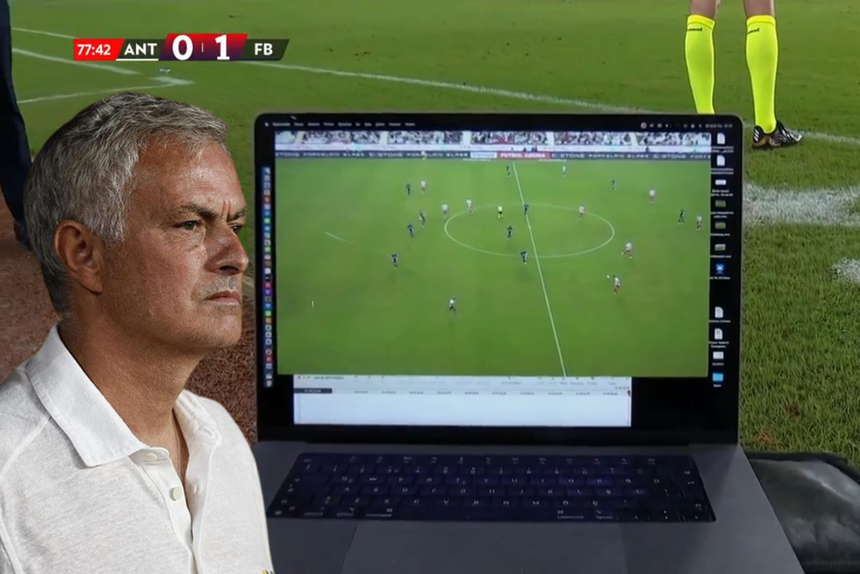 HLV Mourinho lại gây tranh cãi với hành động lạ lẫm tại giải VĐQG Thổ Nhĩ Kỳ - Ảnh 1. HLV Mourinho lại gây tranh cãi với hành động lạ lẫm tại giải VĐQG Thổ Nhĩ Kỳ - Ảnh 1.