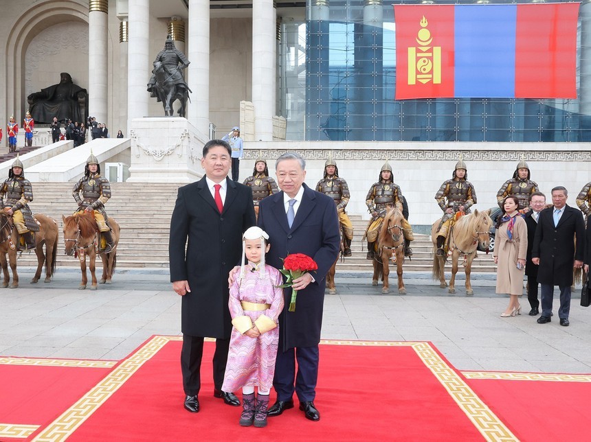 Lễ đón chính thức Tổng Bí thư, Chủ tịch nước Tô Lâm tại Mông Cổ - Ảnh 5. Lễ đón chính thức Tổng Bí thư, Chủ tịch nước Tô Lâm tại Mông Cổ - Ảnh 5.