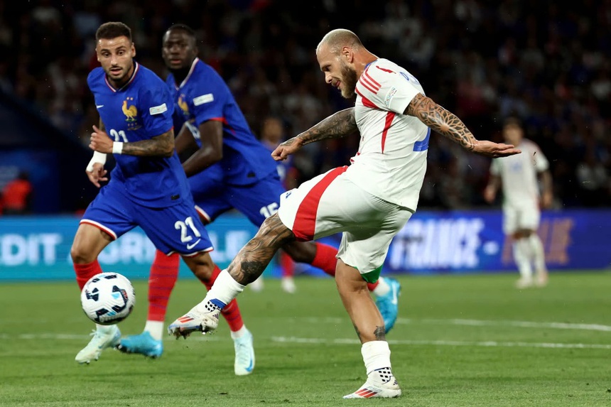 Mbappe tịt ngòi trong ngày Pháp thua ngược Ý với tỷ số cách biệt tại Nations League - Ảnh 1. Mbappe tịt ngòi trong ngày Pháp thua ngược Ý với tỷ số cách biệt tại Nations League - Ảnh 1.