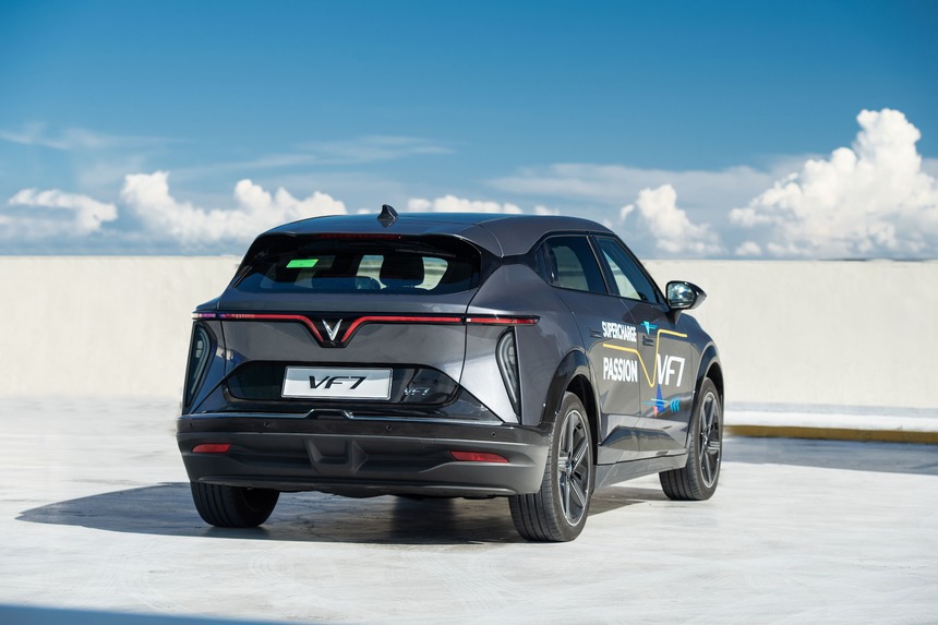 3 "điểm lời" giúp VF 7 bỏ xa đối thủ trong phân khúc C-SUV - Ảnh 3.