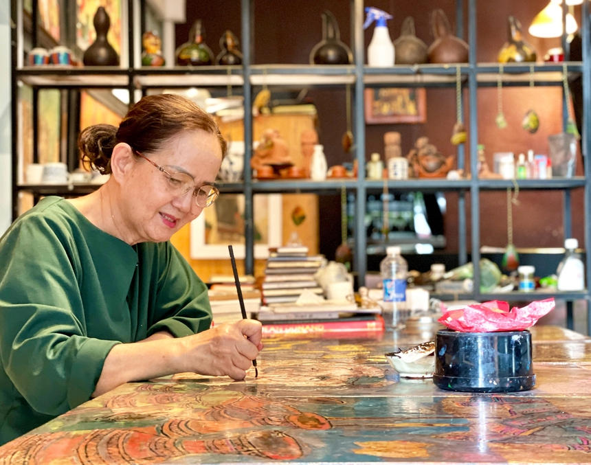 Nữ họa sĩ Huế thổn thức Tây Nguyên - Ảnh 1. Nữ họa sĩ Huế thổn thức Tây Nguyên - Ảnh 1.