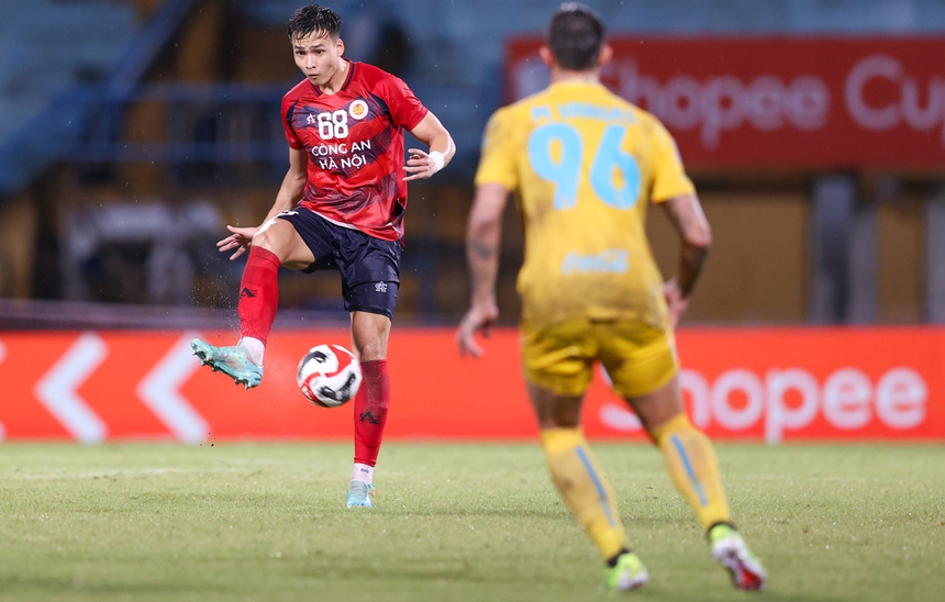 V-League 2024/2025: Kỳ vọng “bình mới rượu mới” - Ảnh 1. V-League 2024/2025: Kỳ vọng “bình mới rượu mới” - Ảnh 1.