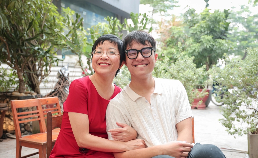 Vân Dung bất ngờ khen con trai MC Thảo Vân vượt xa con mình  - Ảnh 1.