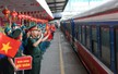 Đón đoàn cán bộ, chiến sĩ tham gia diễu binh về đến Hà Nội 
