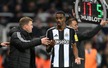NÓNG: Alexander Isak không đi du đấu cùng Newcastle trước tin đồn chuyển sang Liverpool