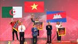 Các võ sĩ Việt Nam tạo ‘cơn mưa vàng’ ở giải vô địch thế giới, giúp đoàn thể thao nước nhà độc chiếm ngôi vị số 1