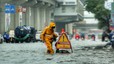 Hà Nội tập trung nhân lực tiêu nước, chống ngập trong các trận mưa tiếp theo