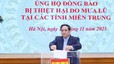 Thủ tướng quyên góp ủng đồng bào bị thiệt hại do mưa lũ tại các tỉnh miền Trung