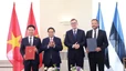 Hai Thủ tướng Việt Nam và Estonia chứng kiến lễ ký văn kiện hợp tác