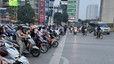 Lộ trình cấm xe xăng ở Hà Nội: "Cú hích" chuyển đổi thị trường ô tô, xe máy