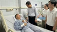 Vụ lật tàu trên vịnh Hạ Long: Cứu chữa người bị thương, khẩn trương tìm kiếm người mất tích