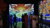 Trải nghiệm nghệ thuật trình chiếu Lighting Art 360° trong triển lãm "Chạm vị nhân sinh"