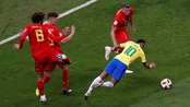 'Nếu tặng một ly bia miễn phí cho mỗi lần Neymar ăn vạ, quán bar sẽ sớm phá sản'