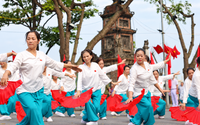 Vì một Việt Nam khỏe: Hãy phòng bệnh từ vận động