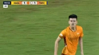 Trung vệ cao gần 2m của U23 Việt Nam hóa người hùng, HAGL thoát hiểm trên sân nhà