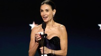 Demi Moore tỏa sáng tại Critics Choice Awards 2025: Đẳng cấp minh tinh!