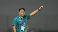 Nam Định ghi nhận tài năng của HLV Vũ Hồng Việt