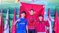 Học trò 17 tuổi của Nguyễn Trần Duy Nhất và nữ võ sĩ vô địch thế giới giúp đoàn Việt Nam đứng đầu giải châu Á