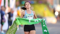 Hồng Lệ: ‘Bông hồng thép’ trên đường đua marathon