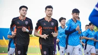 Trung vệ Quế Ngọc Hải chia tay B.Bình Dương
